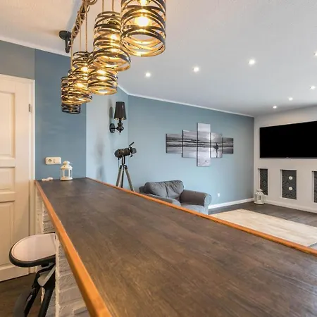 Modernes Holzhaus Mit Traumhaftem Deichblick Apartament