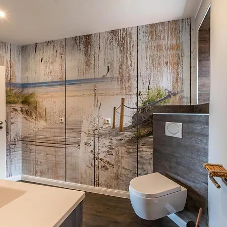 Modernes Holzhaus Mit Traumhaftem Deichblick