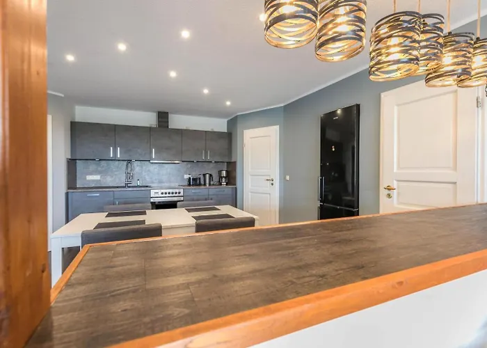 Modernes Holzhaus Mit Traumhaftem Deichblick *