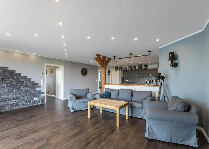 Modernes Holzhaus Mit Traumhaftem Deichblick Appartamento